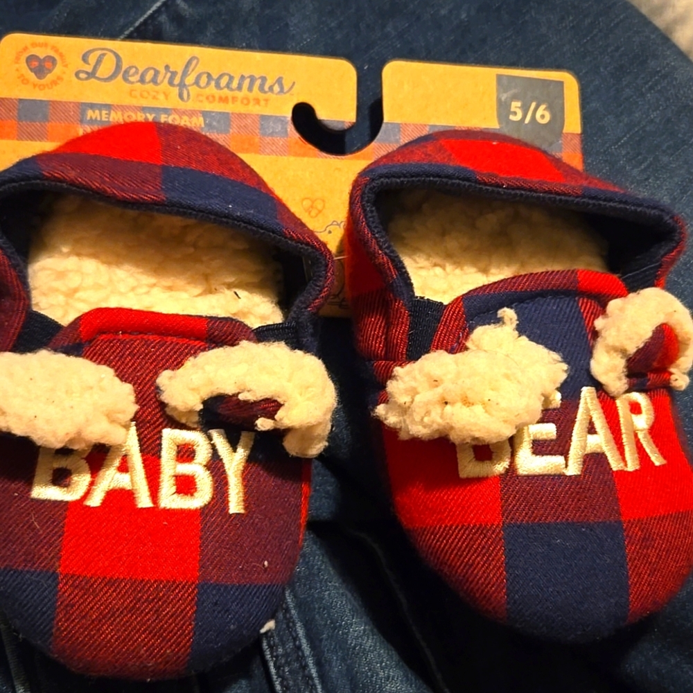 DEARFOAMS COZY COMFORT MEMORY FOAM LIMITED EDITION BABY BEAR SLIPPERS SIZE 5/6‎